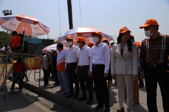 Đoàn đua xe đạp toàn quốc tranh Cúp Truyền hình thành phố Hồ Chí Minh : Vận động viên Roman Maikin cán đích đầu tiên chặng 3 Hạ Long – Hải Phòng