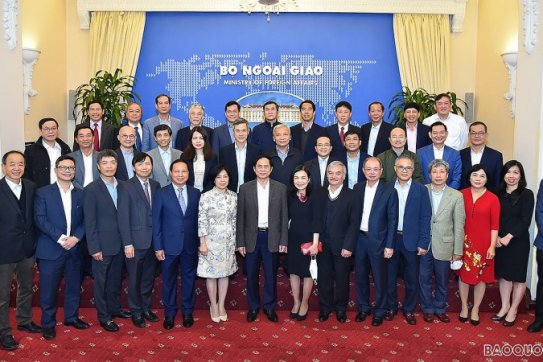 Ngoại giao trong tuần: Bộ trưởng tiếp Cố vấn Ngoại giao Hoa Kỳ, Đối thoại chiến lược Việt Nam-Anh, công bố Báo cáo giữa kỳ UPR