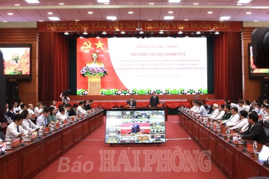 Quán triệt, tuyên truyền và triển khai thực hiện Nghị quyết số 03-NQ/TU của Ban Thường vụ Thành ủy về chuyển đổi số