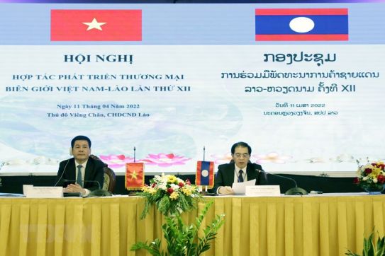 Việt Nam-Lào tăng cường hợp tác phát triển thương mại biên giới