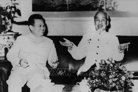 Lao newspaper highlights development of Vietnam-Laos special ties throughout history