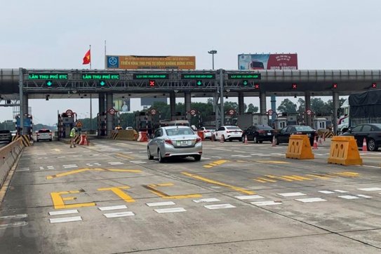 Lùi thu phí tự động trên cao tốc Hà Nội-Hải Phòng sang tháng Sáu