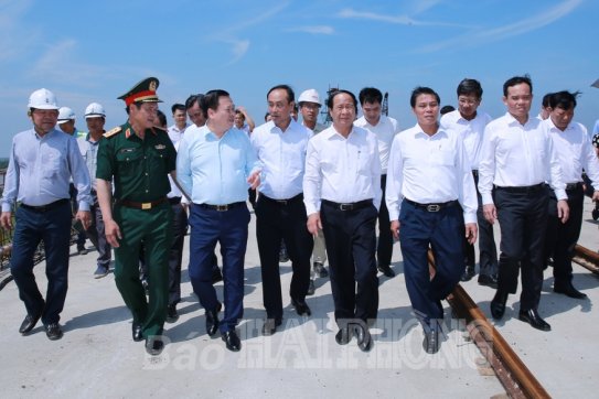 Dự án đầu tư xây dựng tuyến đường ven biển Hải Phòng- Thái Bình: Cần tập trung thiết bị, nhân lực để đẩy nhanh tiến độ