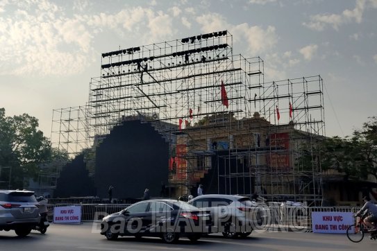 Tập trung sẵn sàng đón Lễ hội Hoa Phượng đỏ - Hải Phòng 2022