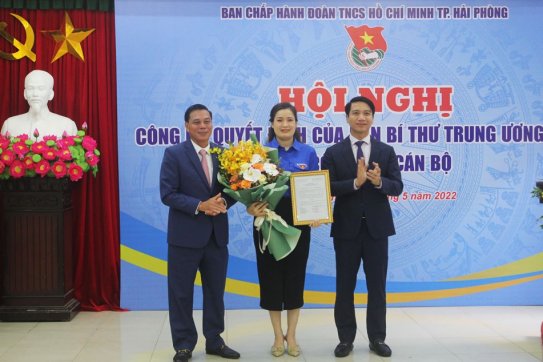 Công nhận đồng chí Vương Toàn Thu Thủy giữ chức Bí thư Thành đoàn Hải Phòng khóa XIII, nhiệm kỳ 2017 - 2022