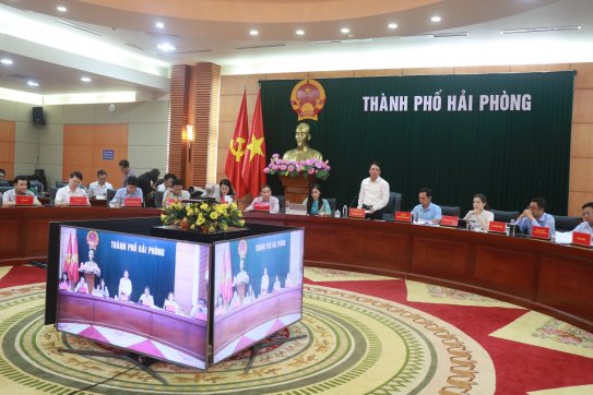 Lãnh đạo UBND thành phố đối thoại trực tuyến với thanh niên về chủ đề: “Đồng hành, hỗ trợ thanh niên trong khởi nghiệp, lập nghiệp”
