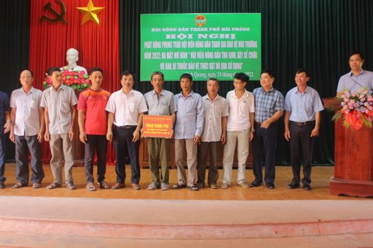 Ra mắt Mô hình “Hội Nông dân xây bể chứa và thu gom vỏ bao bì thuốc bảo vệ thực vật đã qua sử dụng” tại huyện Tiên Lãng