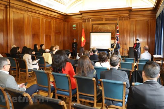 Quảng bá thương mại và sản phẩm Việt Nam tại thành phố Nottingham