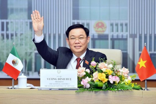 Chủ tịch Quốc hội Vương Đình Huệ hội đàm trực tuyến với Chủ tịch Thượng viện Mexico