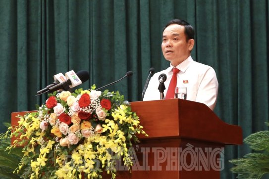 Đảng bộ, chính quyền thành phố ứng phó kịp thời, thích ứng linh hoạt, tập trung thúc đẩy phát triển kinh tế - xã hội và đạt được những kết quả quan trọng (*)