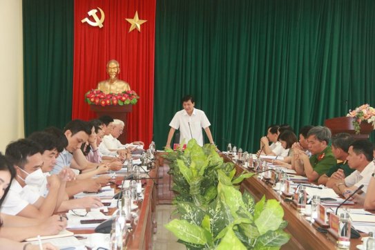 Quận ủy Dương Kinh sơ kết thực hiện nhiệm vụ 6 tháng đầu năm