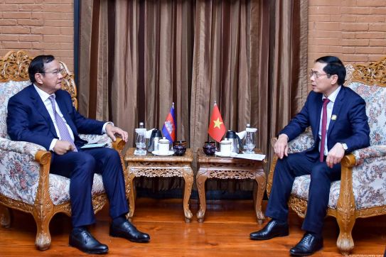 Vietnam, Cambodia to maintain effective cooperation in every field