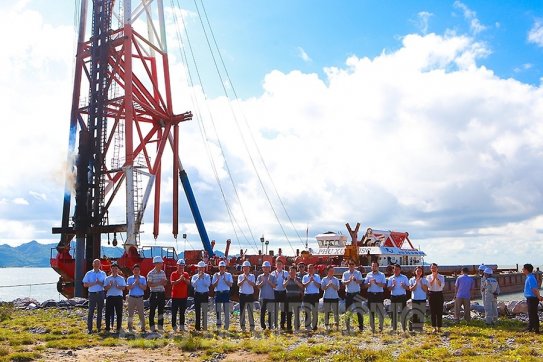 Cảng Hải Phòng: Thi công cọc đầu tiên tại Cảng cửa ngõ quốc tế Hải Phòng