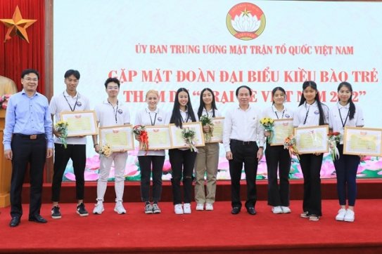 Dù ở đâu trên thế giới vẫn luôn giữ ý chí, tinh thần đoàn kết của người Việt Nam