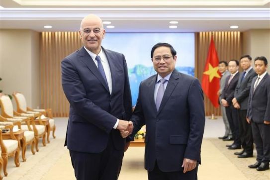 Vietnam treasures traditional friendship with Greece: PM