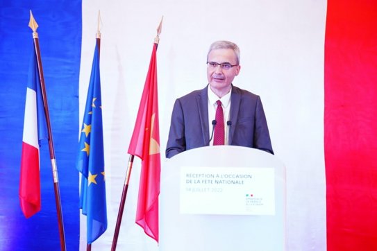 “Có một nước Pháp thật đặc biệt trong mắt người Việt Nam”