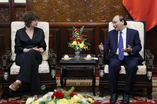 President receives outgoing Dutch, Swiss Ambassadors