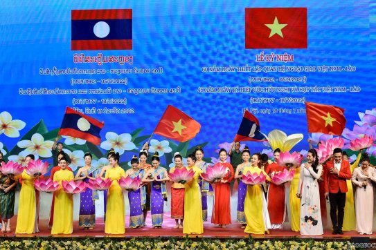 Năm Đoàn kết Hữu nghị 2022: Dấu mốc trọng đại của tình đoàn kết đặc biệt Việt Nam-Lào