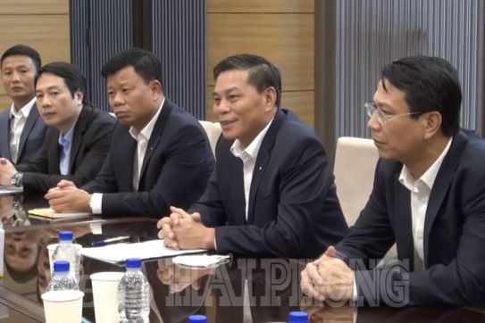 Đoàn cán bộ thành phố thăm và làm việc tại Hàn Quốc