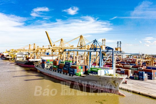 Phát huy mạnh mẽ vai trò kinh tế biển - Nguồn lực mở cơ đồ đất Việt
