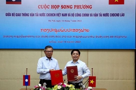 Việt – Lào đẩy mạnh hợp tác trong lĩnh vực giao thông vận tải