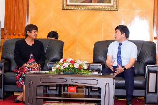Giám đốc điều hành Kênh truyền hình Bloomberg khu vực Châu Á Thái Bình Dương thăm, tìm hiểu về thành phố Hải Phòng