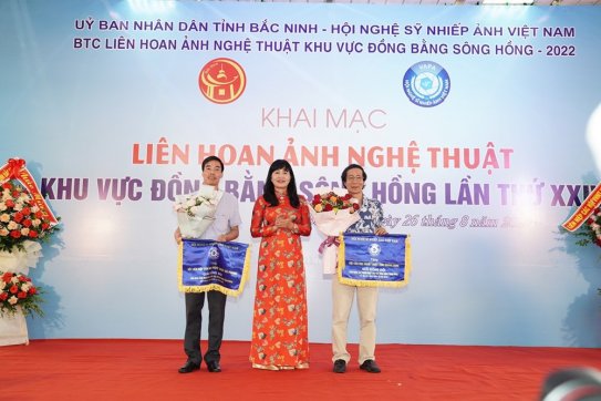 Nghệ sĩ Nhiếp ảnh Hải Phòng vinh dự được trao tặng nhiều Huy chương tại Liên hoan Ảnh nghệ thuật khu vực đồng bằng sông Hồng lần thứ 24 - năm 2022