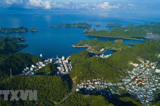Hai khu du lịch Cát Bà và Đồ Sơn đón hàng chục nghìn lượt khách