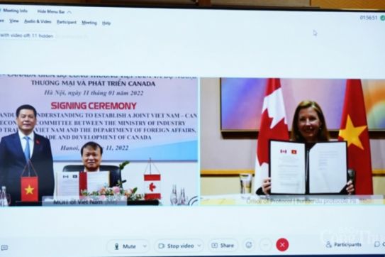 Ký kết Bản ghi nhớ thành lập Ủy ban hỗn hợp về kinh tế Việt Nam-Canada