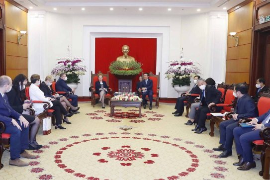 Thường trực Ban Bí thư Võ Văn Thưởng tiếp Phó Chủ tịch thứ nhất Quốc hội Hungary