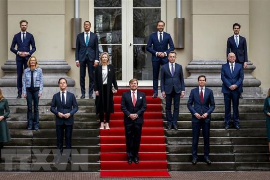 Thủ tướng Phạm Minh Chính gửi điện chúc mừng Thủ tướng Hà Lan Rutte