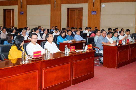 Các địa phương, đơn vị chung tay ủng hộ Quỹ “Vì người nghèo” thành phố gần 17 tỷ đồng