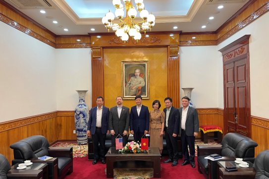 Đoàn công tác của Phó Tham tán Kinh tế, Đại sứ quán Hoa Kỳ tại Việt Nam đến thăm và làm việc tại thành phố Hải Phòng