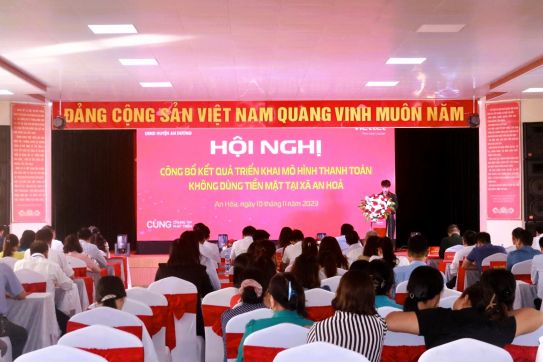 Xã An Hòa (huyện An Dương) triển khai 08 hạng mục thanh toán không dùng tiền mặt tạo động lực thúc đẩy kinh tế số, xã hội số