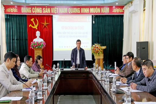 Gần 500 người cao tuổi tham gia đồng diễn Thái cực quyền và Dân vũ tại quảng trường Nhà Hát thành phố vào ngày 18/11/2023