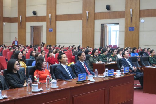Hội Liên hiệp Phụ nữ thành phố phát động phong trào thi đua năm 2024