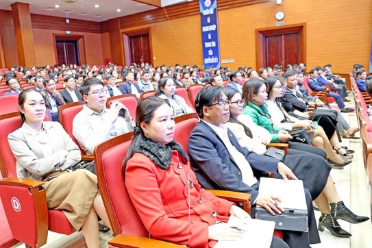 Tập huấn bồi dưỡng kỹ năng giao tiếp cho công chức, viên chức Bộ phận Một cửa các cấp năm 2023