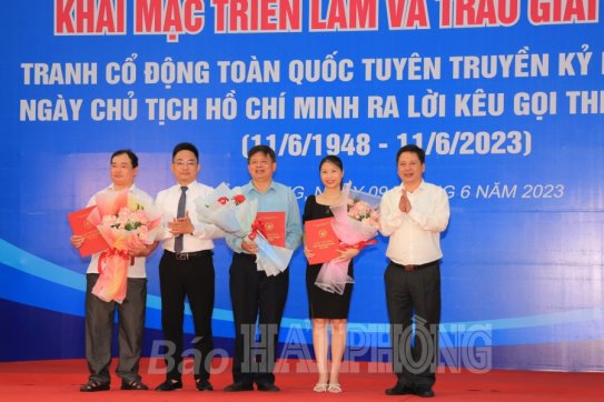 Khai mạc triển lãm và trao giải cuộc thi sáng tác tranh cổ động toàn quốc năm 2023