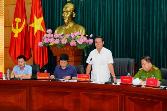 Chủ tịch UBND thành phố yêu cầu cấp ủy và chính quyền các cấp quyết liệt chỉ đạo, thực hiện Đề án 06, kích hoạt tài khoản định danh điện tử