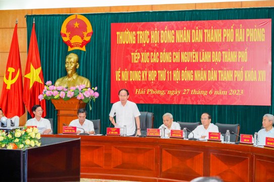 Thường trực HĐND thành phố tiếp xúc cử tri nguyên lãnh đạo chủ chốt thành phố lấy ý kiến tham gia vào nội dung Kỳ họp thứ 11 HĐND thành phố khóa XVI