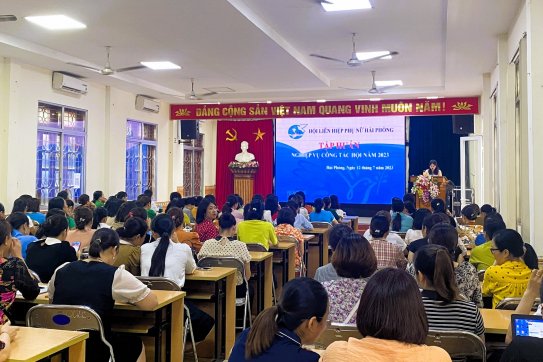 Hội Liên hiệp Phụ nữ thành phố nâng cao kỹ năng, nghiệp vụ cho gần 500 cán bộ Hội