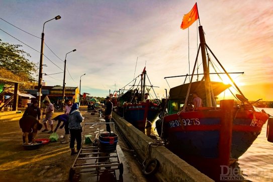 Hải Phòng: Dồn lực gỡ “thẻ vàng” IUU