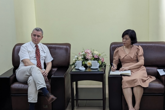 Đại sứ Vương quốc Bỉ thăm và làm việc với Sở Ngoại vụ