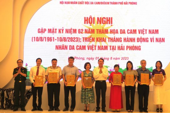 Chung tay khắc phục hậu quả chất độc hóa học dioxin sau chiến tranh