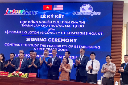Lễ ký kết Hợp đồng nghiên cứu tính khả thi thành lập Khu thương mại tự do tại Hải Phòng