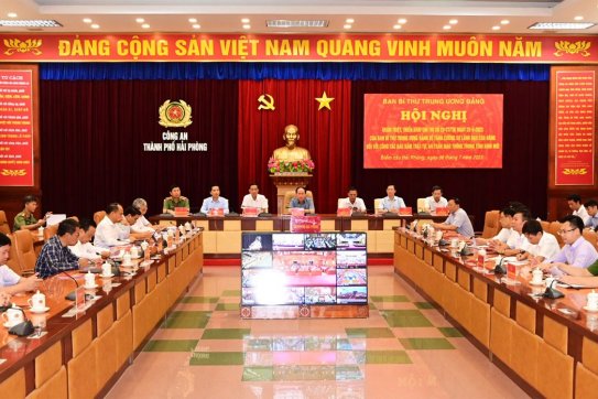 Tăng cường sự lãnh đạo của Đảng đối với công tác bảo đảm trật tự, an toàn giao thông trong tình hình mới