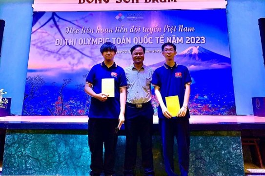 Hải Phòng góp mặt 2/6 tuyển thủ thi Olympic Toán quốc tế năm 2023 và đều xuất sắc giành huy chương