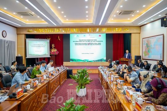Trao đổi kinh nghiệm và chính sách phát triển khu công nghiệp sinh thái giữa Việt Nam và Indonesia