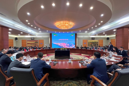 Dự báo về kinh tế Việt Nam trong nửa đầu năm 2023, thách thức và cơ hội