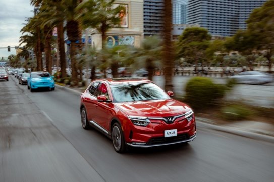 Xe VinFast chính thức 'chạm tay' người Mỹ